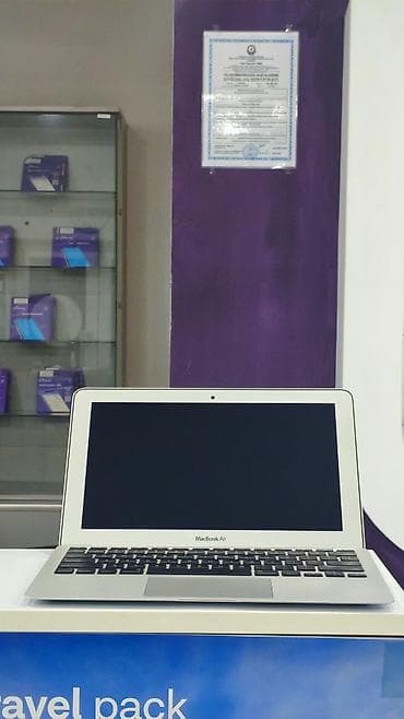 Apple MacBook Air noutbuk - Model: MacBook Air (13") - Korpus