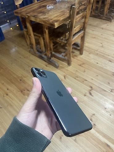 ipad 10 cu nesil: IPhone 11 Pro, Space Gray, Face ID — 1