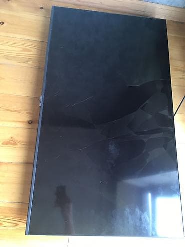 iphone saat 8 ultra: Böyük ekranlı düz panel televizor - Ekran: təxminən 50–55 düym — 2