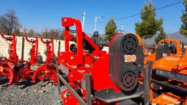 taxıl biçən kombaynlar: Budaq parçalayan 180 sm-lik. Türkiyənin yüksək keyfiyyətli Köylü — 2