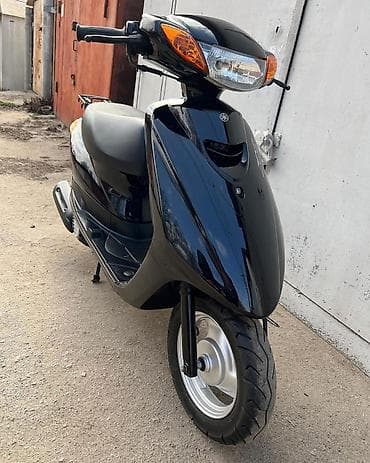 мото шлем: Yamaha Jog skuter - Mühərrik: 49 cc, 4-takt injektor (hava ilə — 3