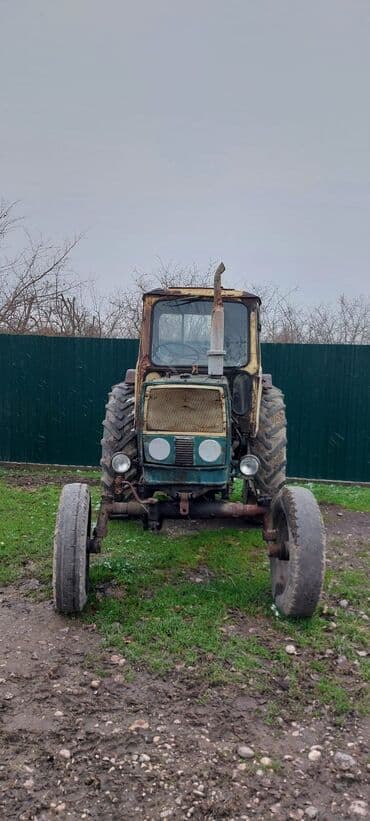 belarus 1221: Traktor MTZ tipli (arxa iri təkərli, ön dar təkərli) kənd təsərrüfatı — 2