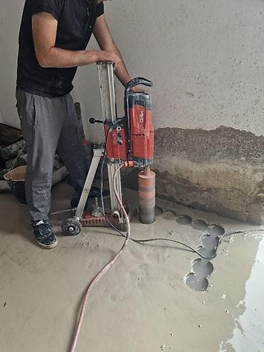 cin dili kursu: Beton və dəmir-beton konstruksiyalarda almaz qurğu ilə dəlik açma — 7