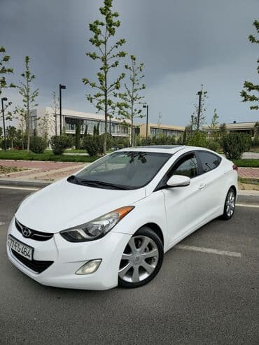 kia ceed 2010: Hyundai — 3