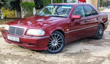 zongshen spex 150: Mercedes-Benz C 200: 2 l | 1999 il Sedan — 1