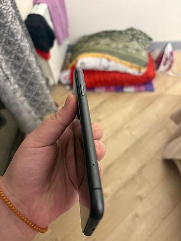 samsun note 10: IPhone 11, Qara, Face ID — 5