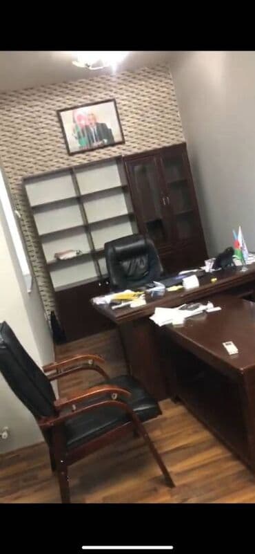 nerimanov icare obyekt: Nərimanov metrosunun yaxınlığında yol kənarı 3 mertebeli binanın 2-ci — 1