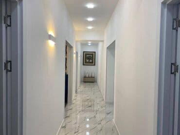 xacmazda tecili satilan evler: 4 otaqlı, Yeni tikili, m. İnşaatçılar, 135 kv. m — 10