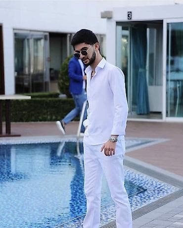 dəs paltar: İş axtarıram gece smeni ofsiant qab yuyan ferq etmez yaş 25 — 1