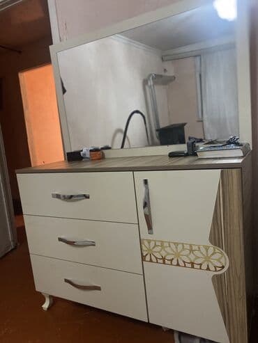 радиатор для комби: Б/у, Прямой шкаф, Шифоньер — 1