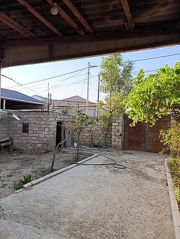 gencede ev: 3 otaqlı, 2 kv. m, Kredit yoxdur, Orta təmir — 9