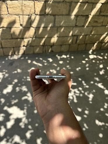 xiaomi poco m3: IPhone SE 2020, 64 GB, Gümüşü — 2