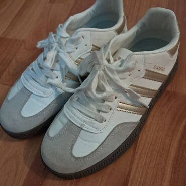 nike cortez qadın krossovkaları: Ölçü: 39, İşlənmiş — 1