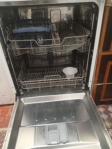 samsung mobil: Qabyuyan maşın Samsung, Tam qabaritli (60 sm.), Ayrıca dayanan — 2