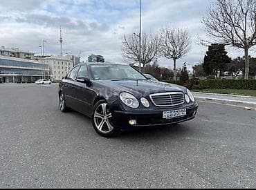 mersedes c klass: Mercedes-Benz E-Class sedan (W211) - Kuzov: qara rəng, 4 qapı, yüngül — 4