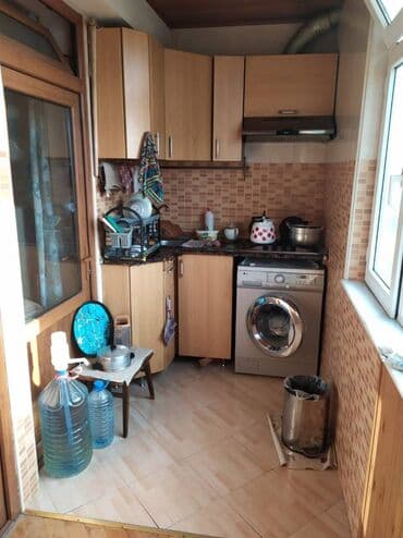 ağdaş emlak: Bakı, Əhmədli, 3 otaqlı, Köhnə tikili, m. Əhmədli, 67 kv. m — 9