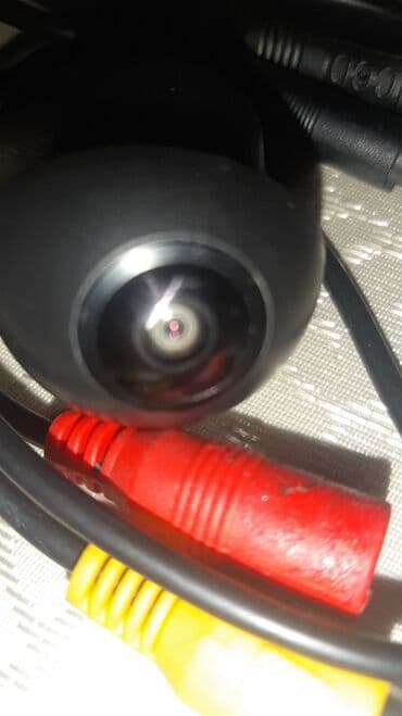 Qabaq və yan kamera. AHD. İstifadə olunmayıb, sadəcə monitorun