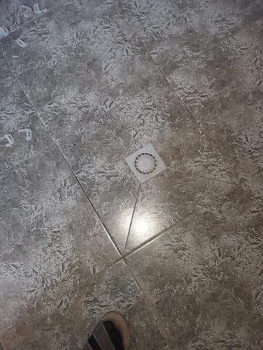 Mebel xidmətləri: Malyar suvaq işləri. alçipan bəzək oboy vurulması və s. Pol potoloq — 10