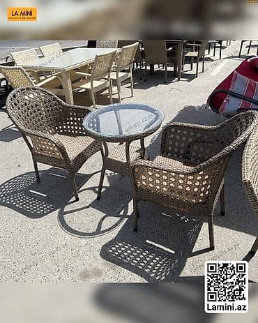 giris qapi: Yumru masa, 2 stul, Açılmayan, Stullar ilə, Həsir toxunuşlu — 1