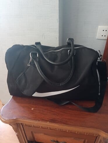 раздача листовок в баку: Qara idman/səyahət çantası - Geniş əsas bölmə: üst hissədə uzun metal — 1