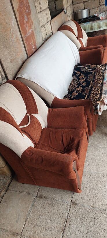 белый кожаный диван: Диван — 1