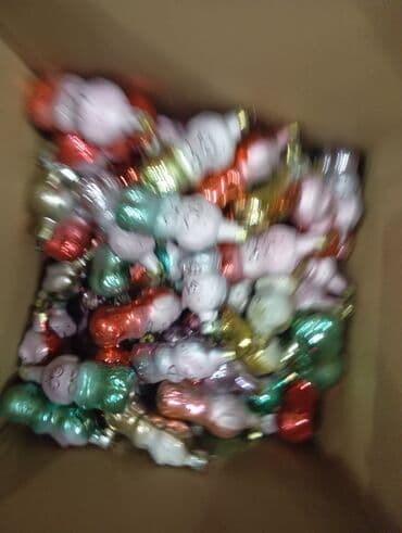 двери стеклянные: Первое фото по 4м.другие фото по 2м все игрушки стеклянные şüşə yolka — 6