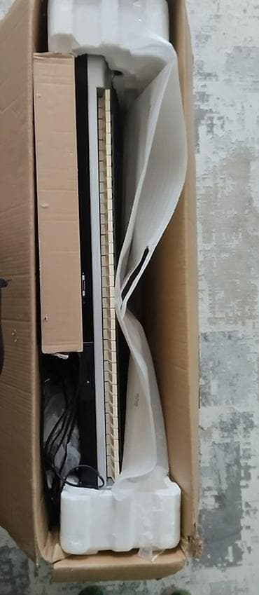 korg x1: Midi-klaviatura, Korg — 6