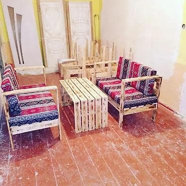 mebillər: Divan ve pufik, 120×60 2 eded divan. 100×55 pufik — 3