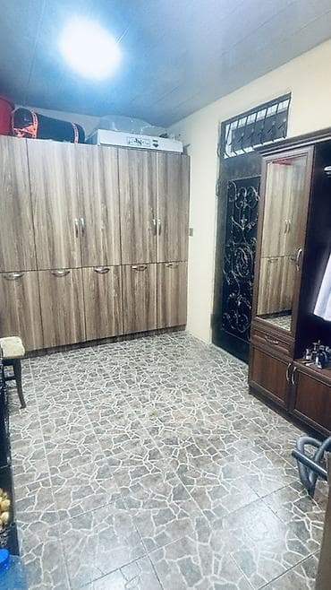Həyət evləri və villaların satışı: 5 otaqlı, 200 kv. m, Kredit yoxdur, Orta təmir — 10