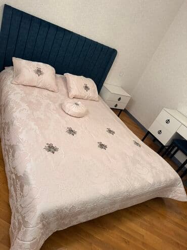 Təmir və tikinti: Yataq üçün İşlənmiş Qaşlı Yataq örtüyü, Ödənişli çatdırılma — 1