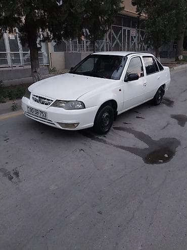 qazel satisi bakida: Avtomobilin salonu – rahatlıq və funksionallıqla yenilənmiş komplekt — 8