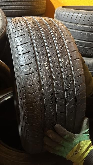 Шины: Məhsul: Avtomobil şinləri (yay/protektor yönümlü) Ölçülər: - 275/40 — 8