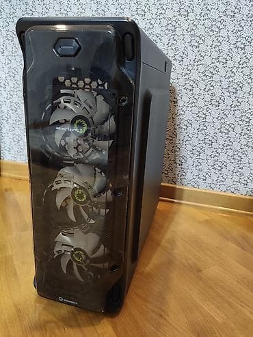 islenmis notbuklar: Gamemmax Starlight ATX 4 rgb-f fanli Keys saz veziyyetdedir, qutusu — 4