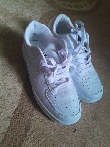 kişilər ucun qacış krossovkaları: Məhsul: Ağ Nike Air (klassik stil) idman ayaqqabısı - Rəng: tam ağ - — 3