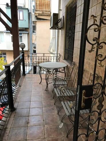 lokbatanda yeni tikilen binalar: Yasamal rayonu, H.Cavid prospektində (Elimlər Akademiyası m/s — 14