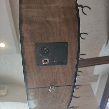 Akustik gitaralar: Elektro akustik gitara Smiger GN-10 Simlərin sayı: 6 Üst: Şam ağacı — 3