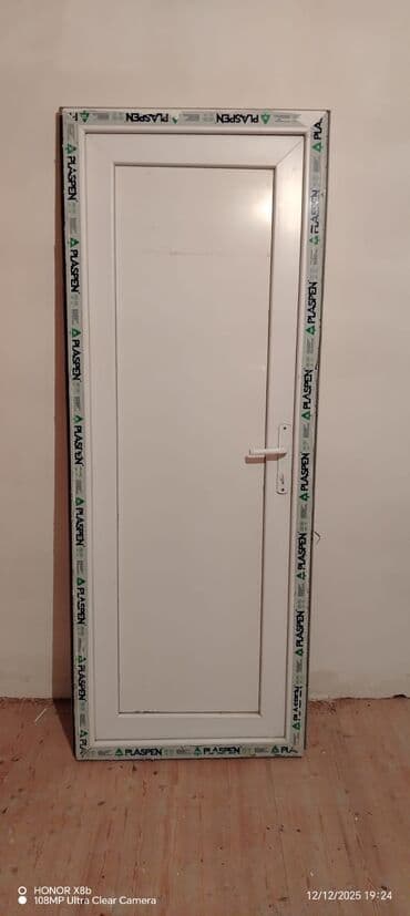 Taxta-şalban: PLASPEN profilindən PVC qapı dəsti - Material: ağ PVC/profil (PLASPEN — 5