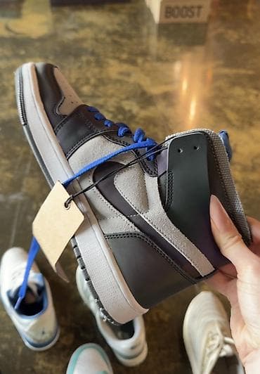 Ботинки: Məhsul: Krossovkalar (şəkillərdə bir neçə model) — 1