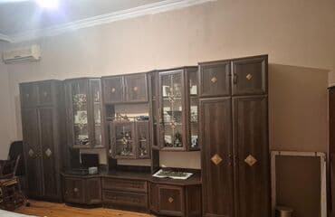 işlenmiş şkaf: İşlənmiş, Qarderob, paltar dolabı, Almaniya — 1