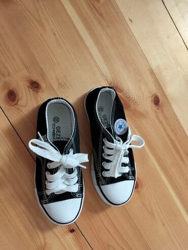 фирменная детская обувь: Кроссовки, Для мальчиков, 32, Adidas — 1