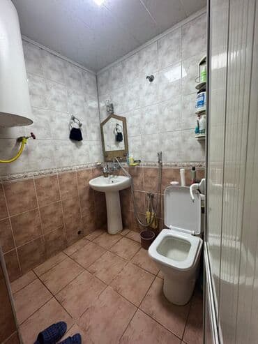 nərimanov kirayə evlər: Menzil maxrasa bagi bina 6 - da yerlesir. Ev temirlidir. Tam — 9