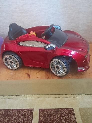 Uşaq üçün elektrikli idarə olunan maşın - Rəng: qırmızı, parlaq