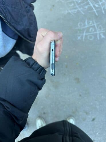 телефон fly power plus 2: Poco F2 Pro, цвет - Голубой, Сенсорный — 4