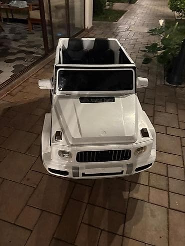 ev masin: G-Class 4x4 Uşaqlar üçün elektrikli minik maşını – ağ rəng, SUV — 1