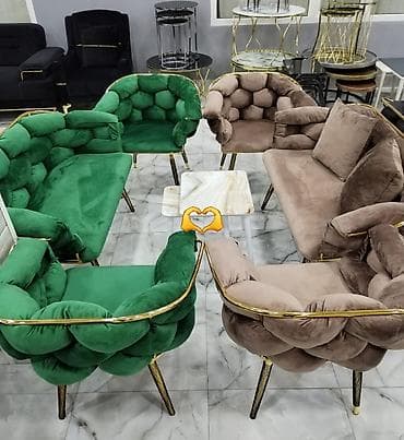 saloglu stol ve stullar: Divan, 2 kreslo — 1