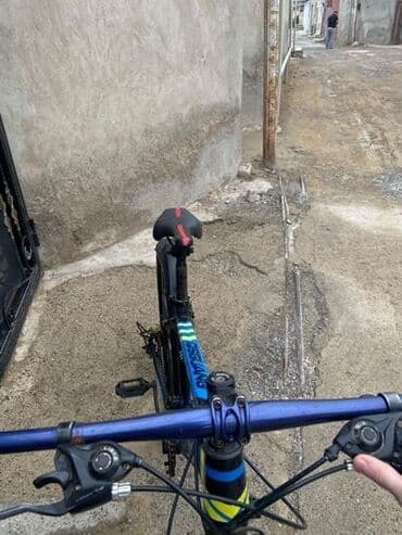 islenmis velosipedler: Dağ velosipedi – 27.5” təkərli, disk əyləcli. - Rəng: qara, mavi və — 6