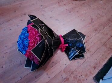 подарок на 8 марта: Güllərdən hazırlanmış böyük buket - Dizayn: dairəvi kompozisiya — 5