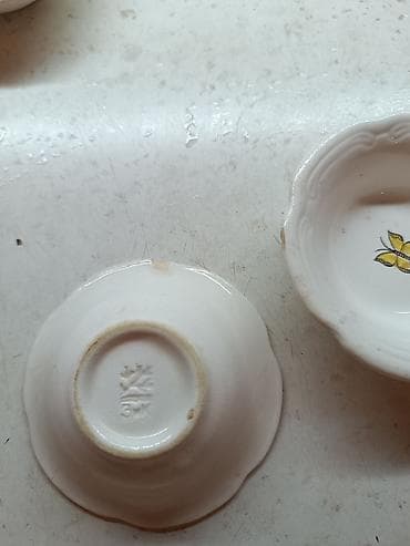 razetka: ЗиК razetka SSSR - 4 ədəd klassik ağ rəngli, dalğalı kənarlı mini — 1