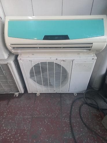 ev kondisoneri: Carrier split tipli kondisioner. Sistem bir daxili və bir xarici — 4