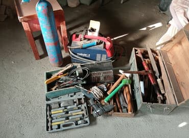 Qızdırıcı və isidicilər: Usta dəmirçi/usta üçün alətlər dəsti Satılır: müxtəlif peşəkar əl və — 1